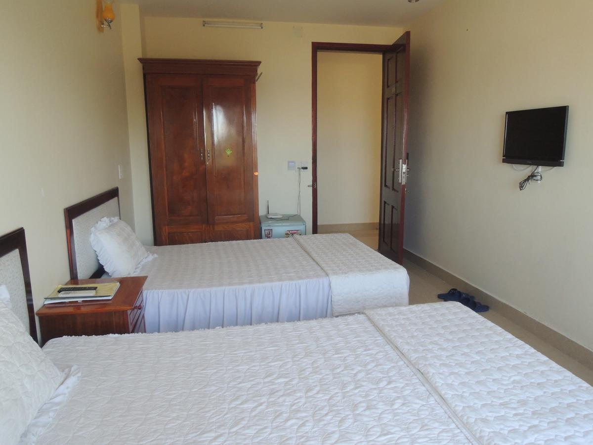Ngan Ha Hotel Dong Hoi Zewnętrze zdjęcie